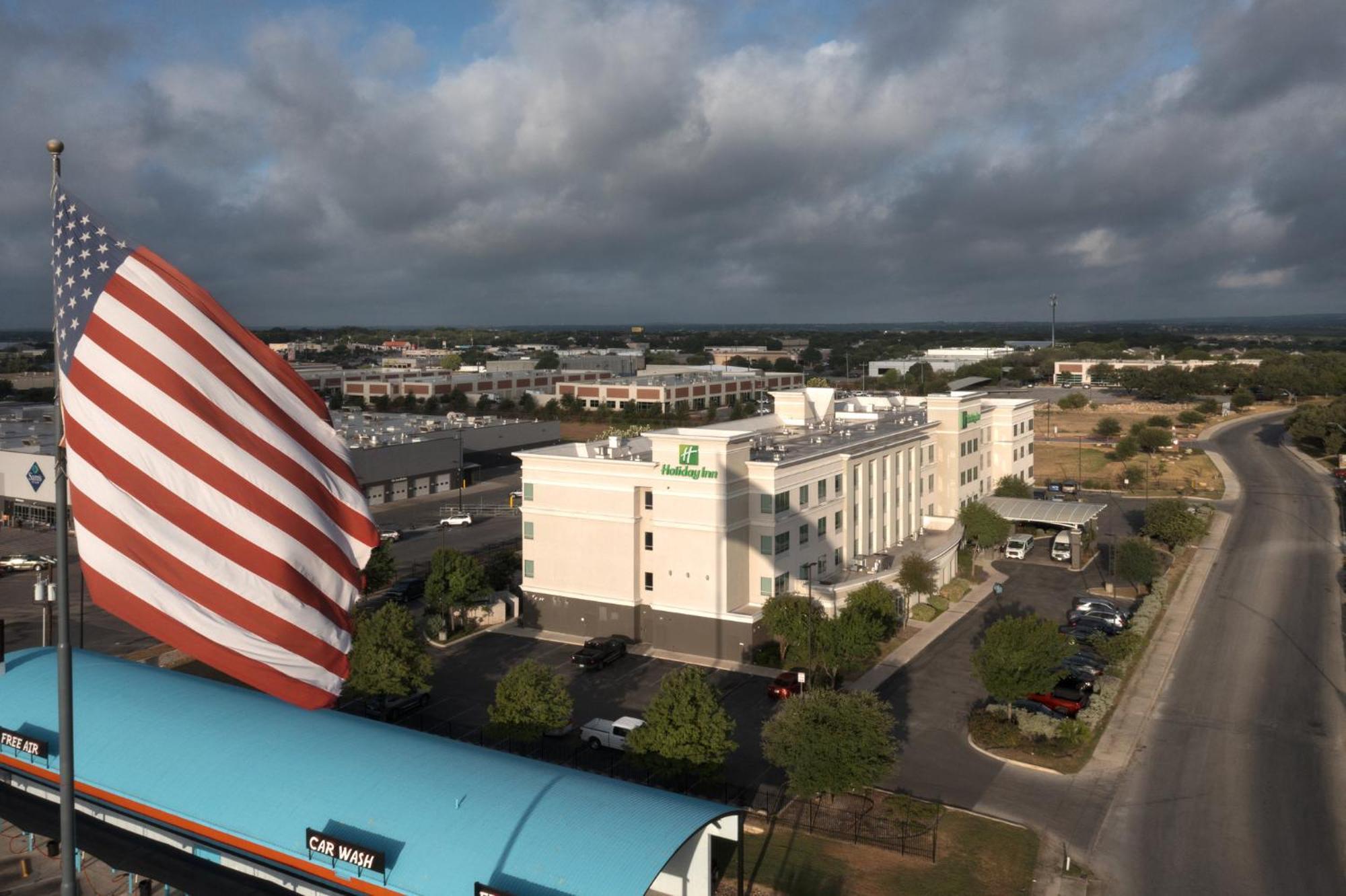 Holiday Inn Hotel & Suites Northwest San Antonio By Ihg Ngoại thất bức ảnh